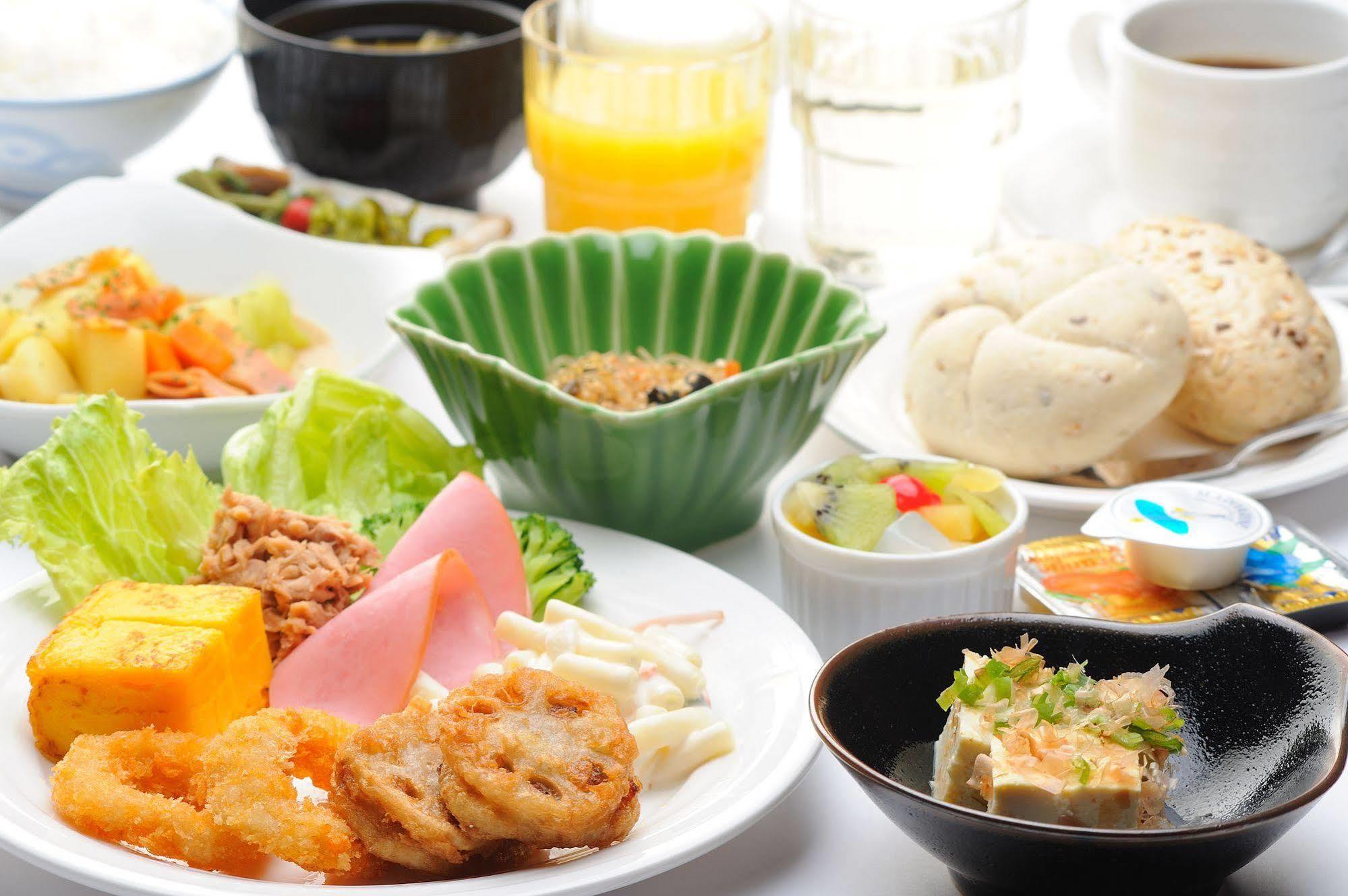 Hotel Route-Inn Kitakami Ekimae Экстерьер фото
